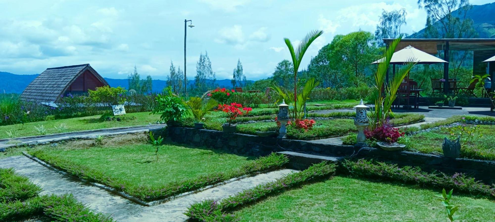 Bali Cottages Lake View กินตามานี ภายนอก รูปภาพ